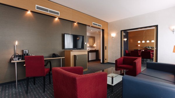 Executive Suite